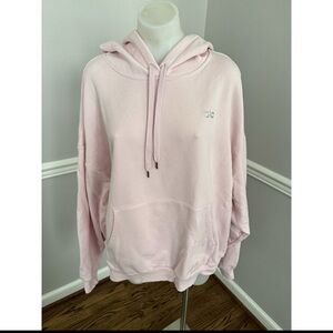 Alo yoga accolade hoodie in Ballet pink XL. Very good condition.